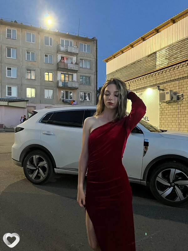 Милана, 19, Барнауле — анкета №2829375