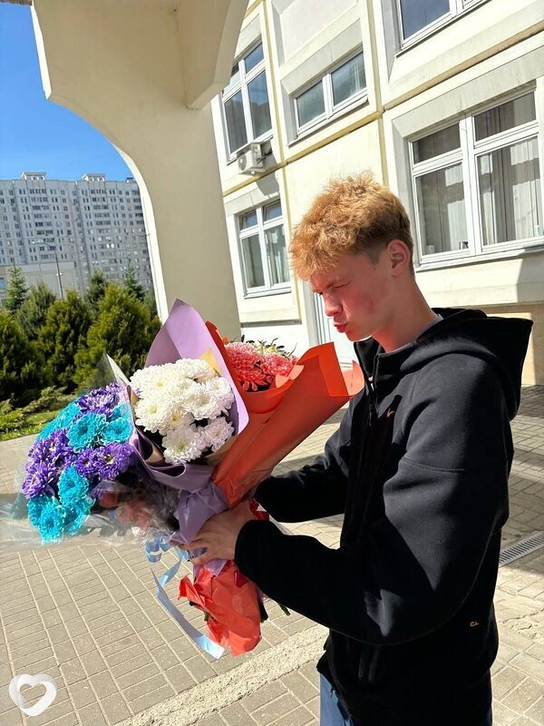 Артемий, 19, Москве — анкета №2829443