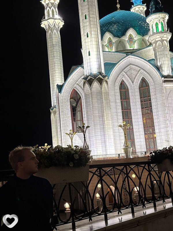 Михаил, 21, Ижевске — анкета №2829661