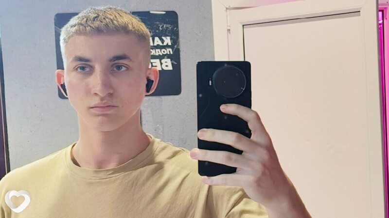 Дмитрий, 19, Курске — анкета №2829772