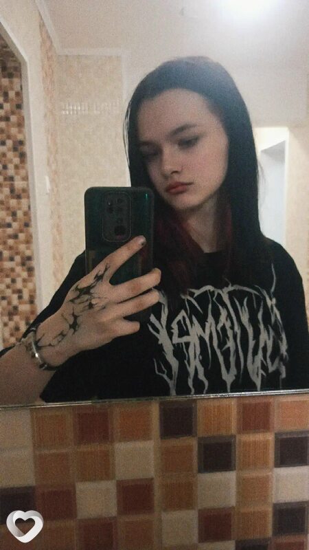 Даша, 19, Прокопьевске — анкета №2829883