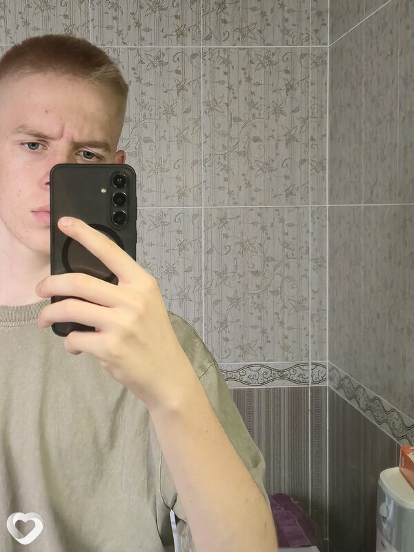 Кирилл, 19, Невинномысске — анкета №2830073