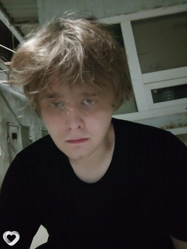 Максим, 20, Каспийске — анкета №2830106