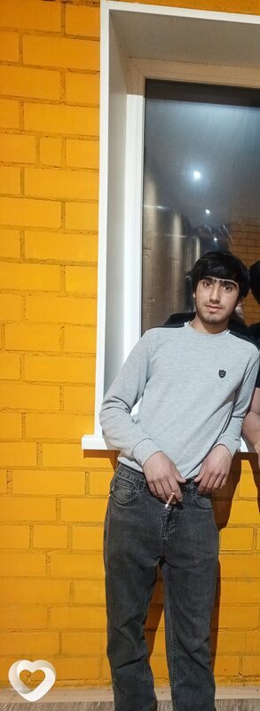 Артём, 26, Череповце — анкета №2830822