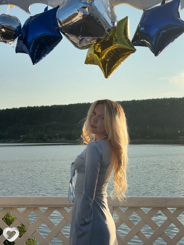 Рина, 18, Санкт-Петербурге — анкета №2830910