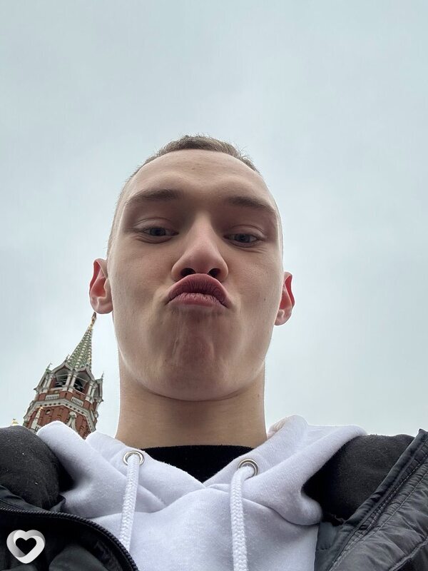 Андрей, 21, Москве — анкета №2830918