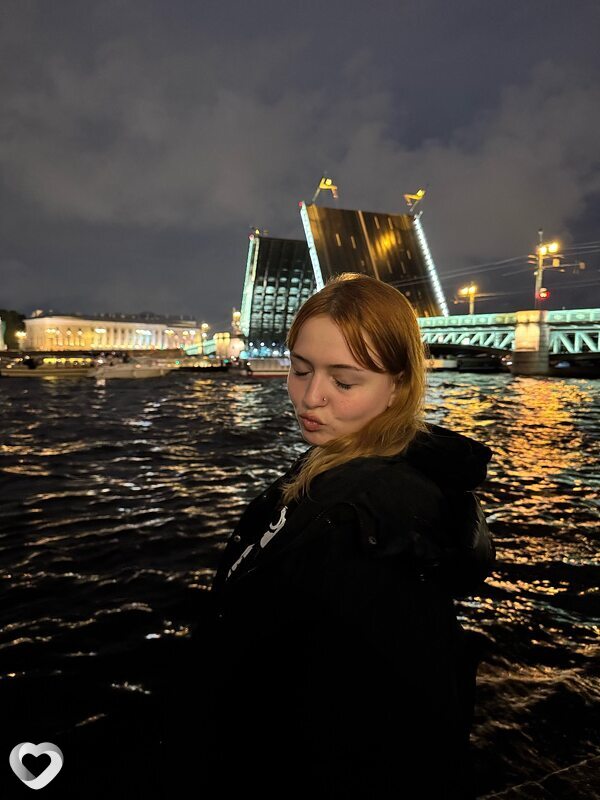 Марина, 21, Москве — анкета №2831229