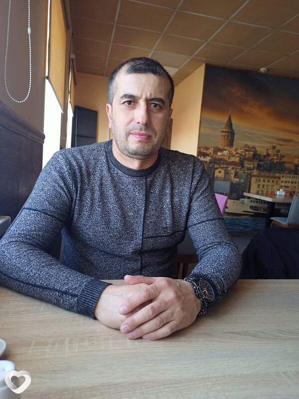 Максим, 46, Кингисеппе — анкета №2831659