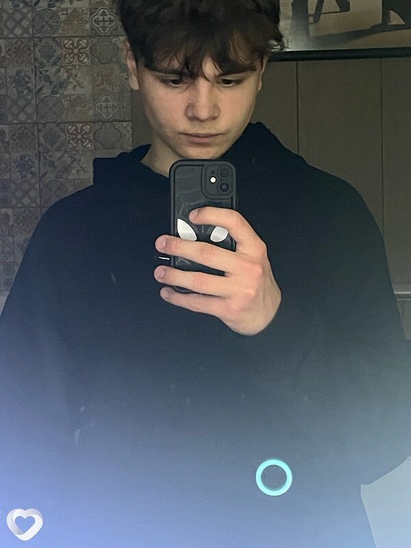 Кирилл, 20, Анапе — анкета №2831820