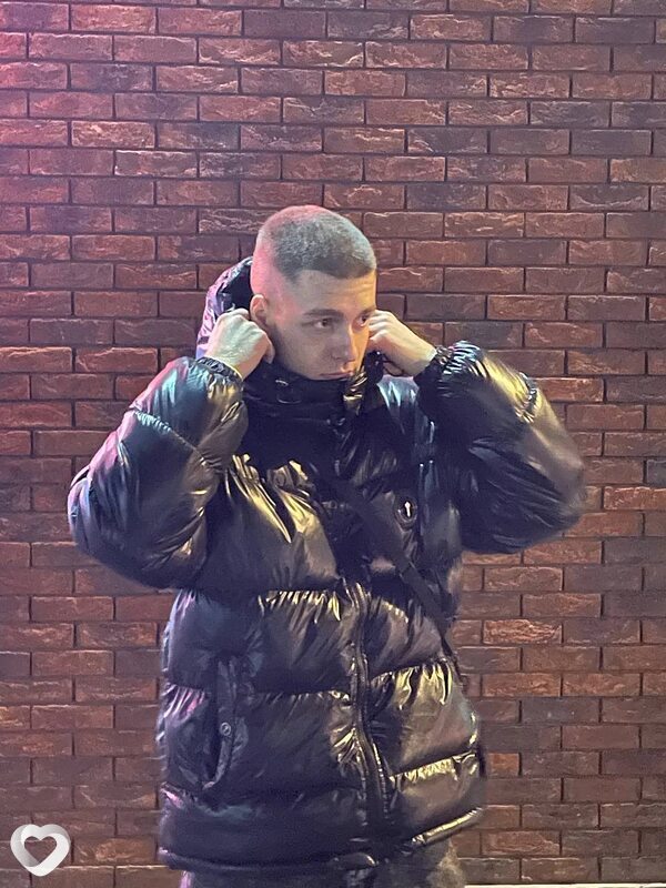 Артём, 23, Таганроге — анкета №2832779