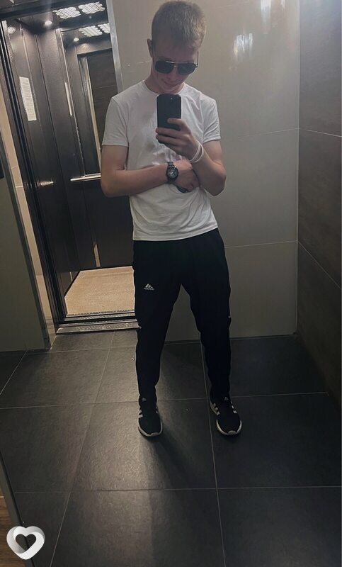 Артем, 33, Смоленске — анкета №2833081