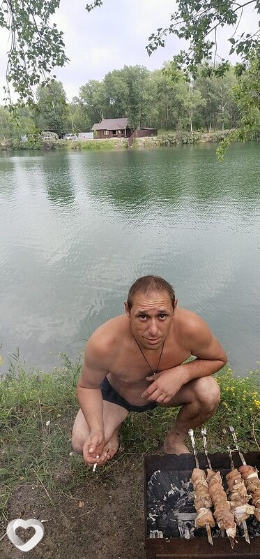 Виталий, 36, Бийске — анкета №2833231