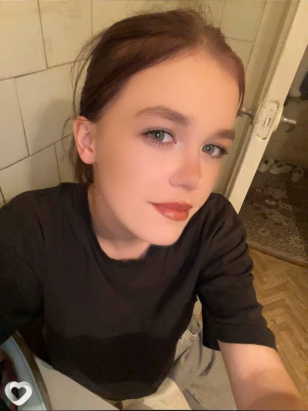 Полинка, 21, Минске — анкета №2833305