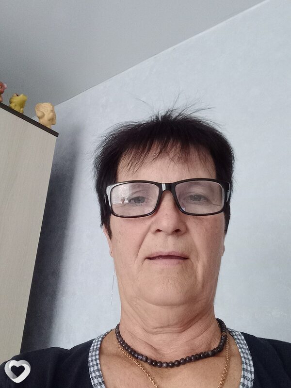 Надя, 70, Санкт-Петербурге — анкета №2833373