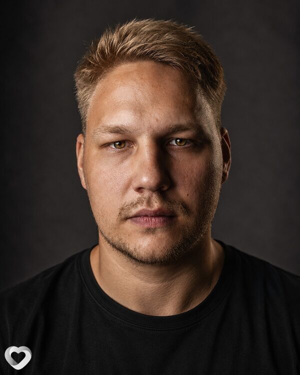 Артемий, 27, Гатчине — анкета №2833917