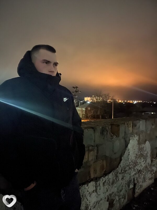 Дмитрий, 21, Краснодаре — анкета №2833885