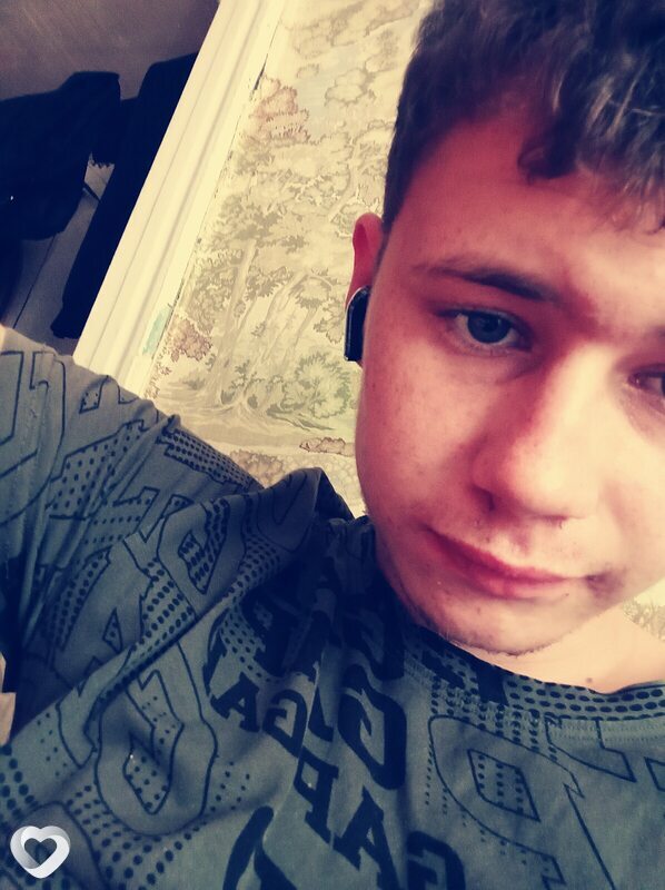 Дмитрий, 19, Чите — анкета №2833889