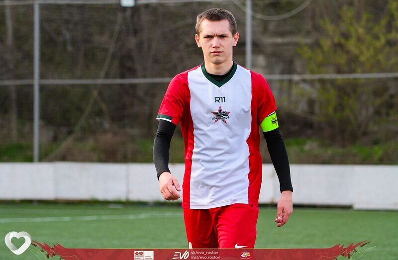 Саша, 22, Батайске — анкета №2833950