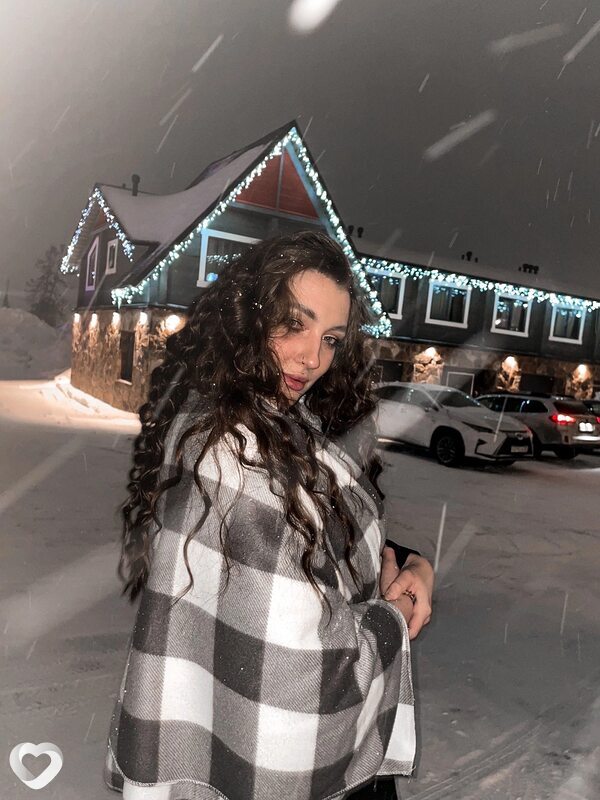 Карина, 28, Томске — анкета №2833954