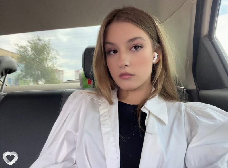 Людмила, 19, Липецке — анкета №2834172