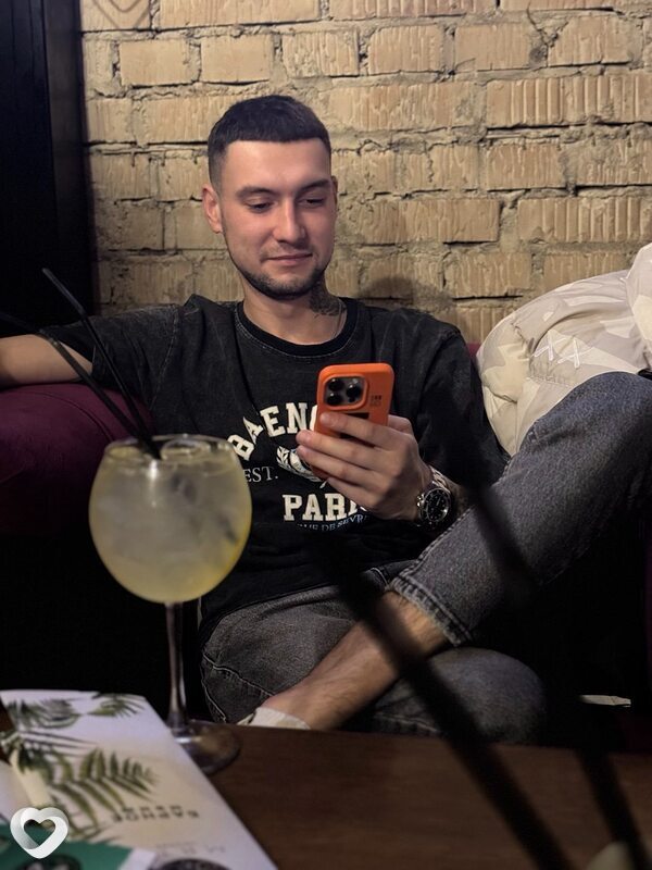 Артур, 28, Москве — анкета №2834326