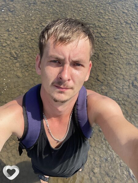 Дмитрий, 31, Осинниках — анкета №2834461