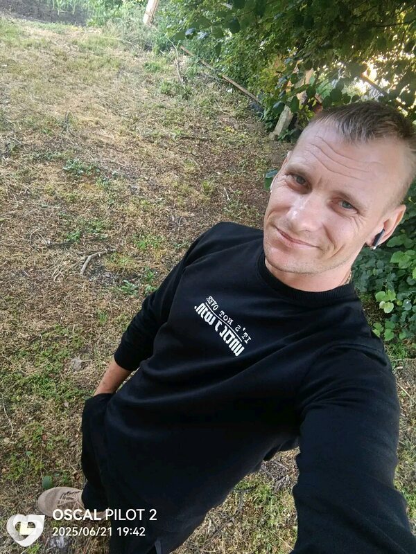 Вадим, 32, Изюме — анкета №2834495