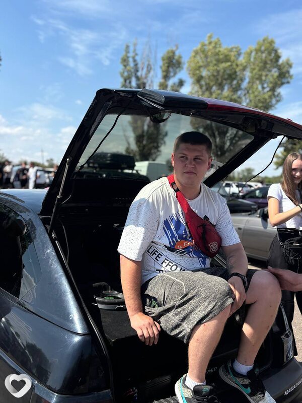 Влад, 26, Луганске — анкета №2835333