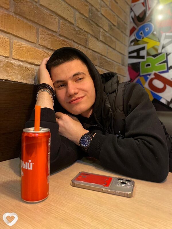 Адам, 25, Волгограде — анкета №2835651