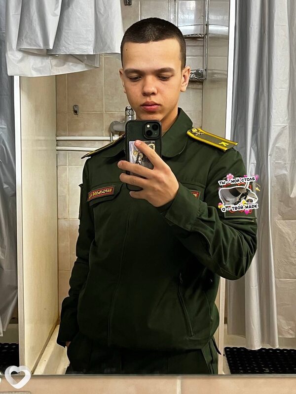 Марк, 19, Москве — анкета №2835758