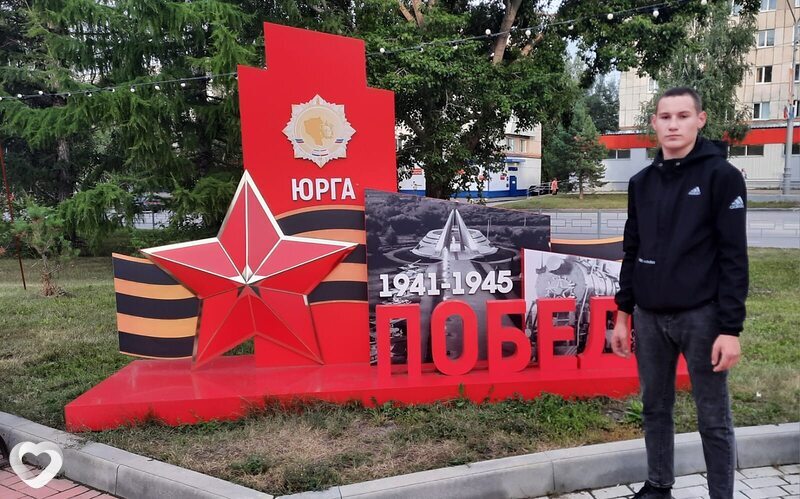 Андрей, 20, Юрге — анкета №2836070