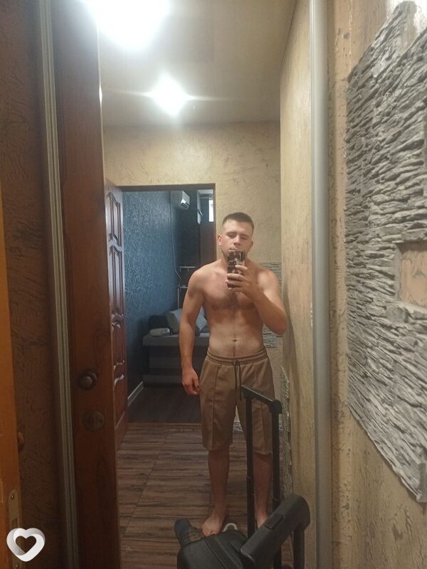Артём, 24, Балашихе — анкета №2836129