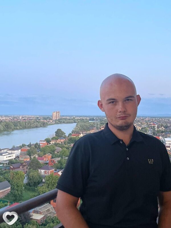 Роман, 21, Краснодаре — анкета №2836156