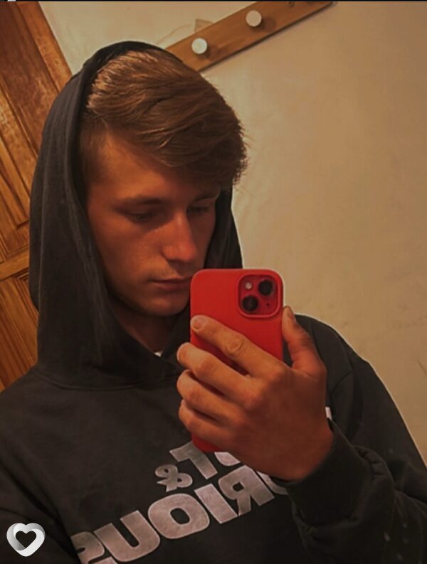 Витя, 19, Варшава — анкета №2836420