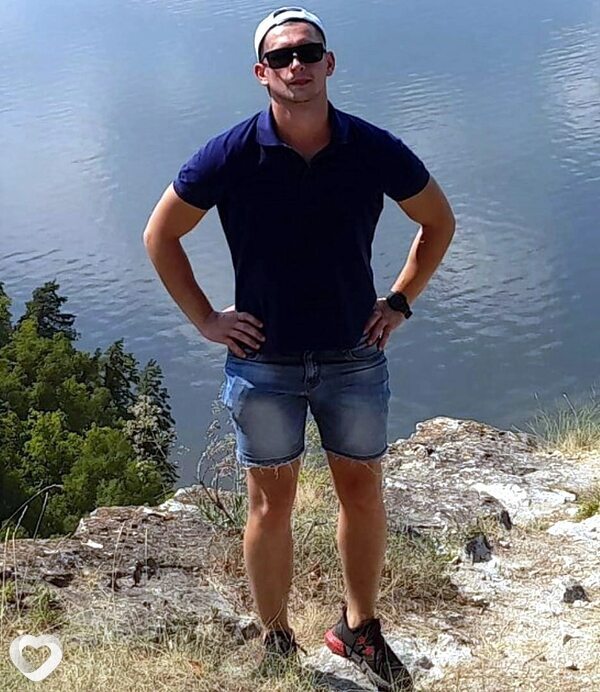 Максим, 33, Ачинске — анкета №2837123