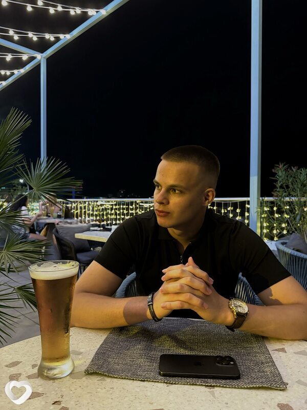 Михаил, 19, Оренбурге — анкета №2837868