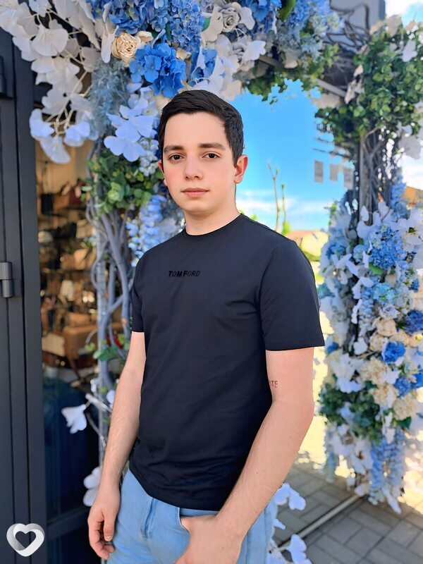 Баграт, 20, Адлер — анкета №2837884