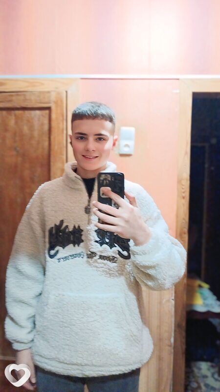 Матвей, 19, Гомеле — анкета №2838392