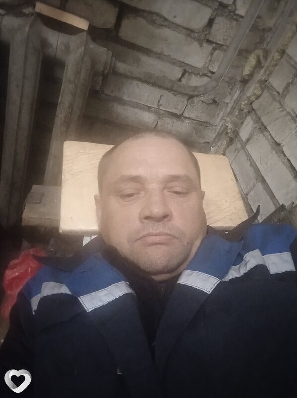 Коля, Тихвин