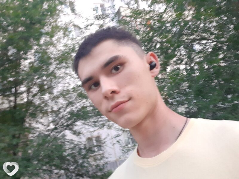 Булат, 24, Москве — анкета №2839336