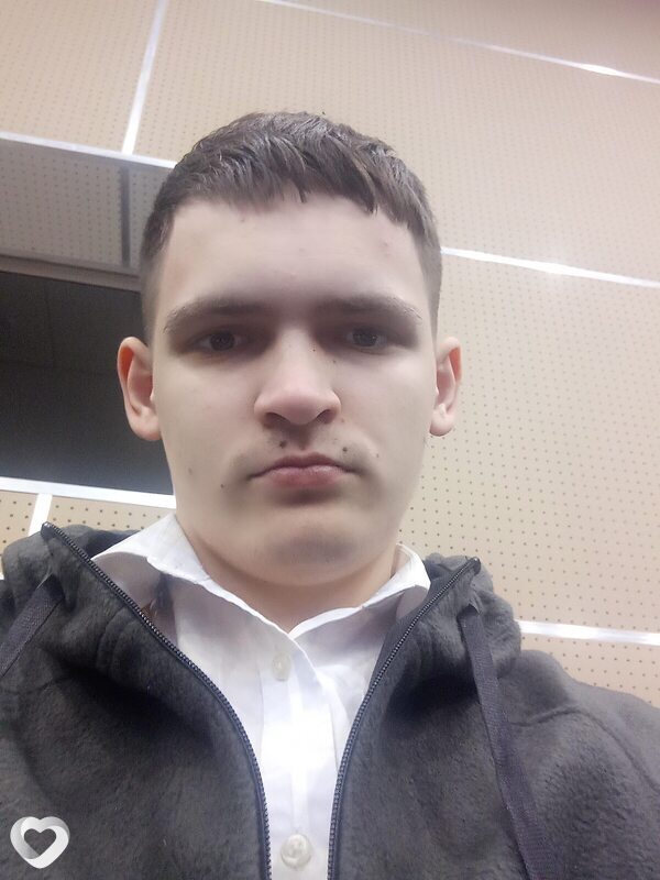 Михаил, 19, Ишиме — анкета №2839814