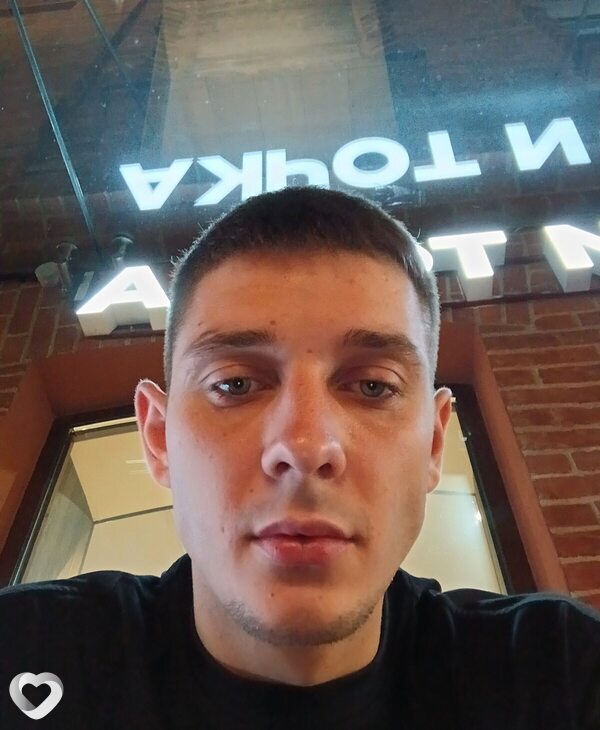 Марк, 26, Саратове — анкета №2840305