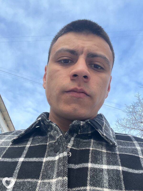 Максим, 27, Москве — анкета №2840421