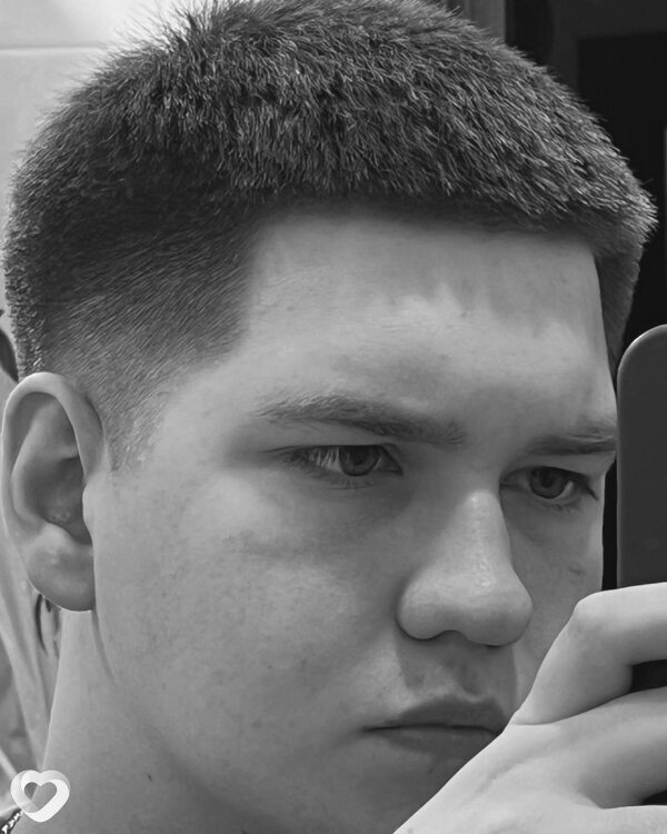 Михаил, 23, Самаре — анкета №2840650