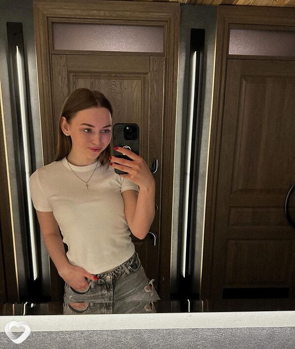 Ангелина, 25, Санкт-Петербурге — анкета №2840653