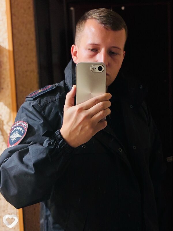 Артем, 25, Невинномысске — анкета №2840992