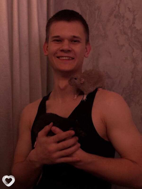 Антон, 21, Самаре — анкета №2841278