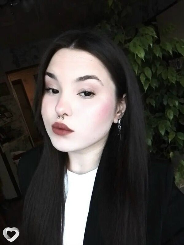 Алëна, 18, Саратове — анкета №2841432