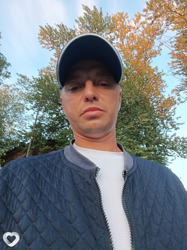 Михаил, 40, Югорске — анкета №2841508