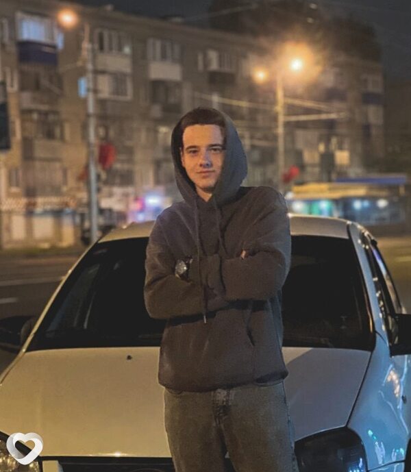 Артем, 19, Арзамасе — анкета №2841661